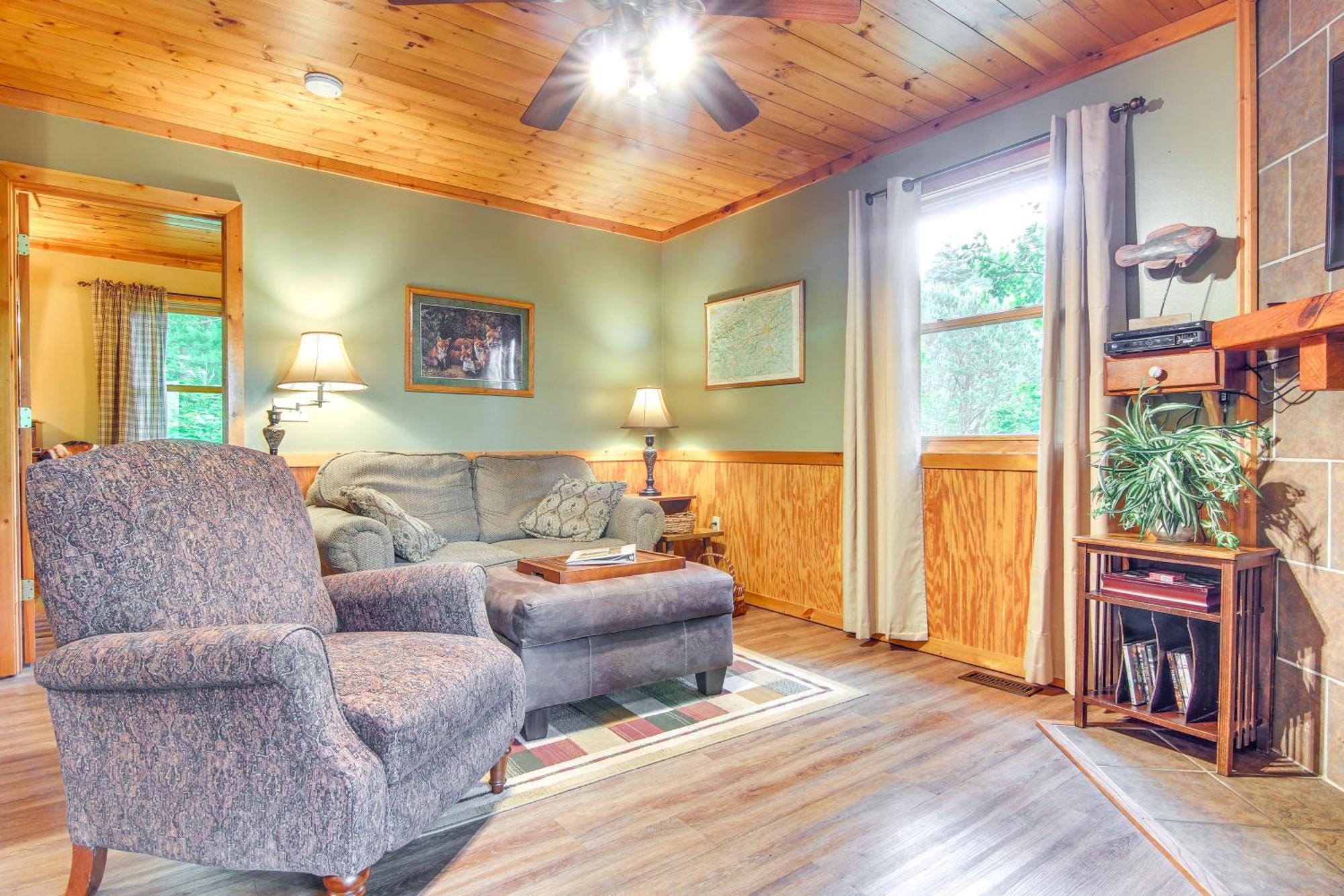 Charming Fox Den Cabin In Whittier With Hot Tub! Экстерьер фото