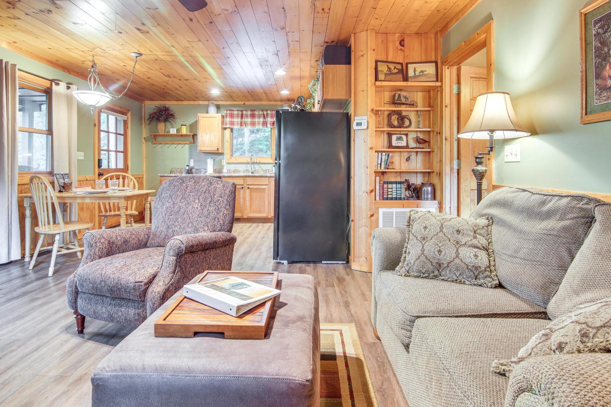 Charming Fox Den Cabin In Whittier With Hot Tub! Экстерьер фото